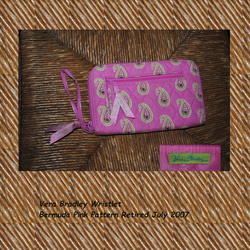 VERA BRADLEY Wallet Wristlet Bermuda Pink Retired